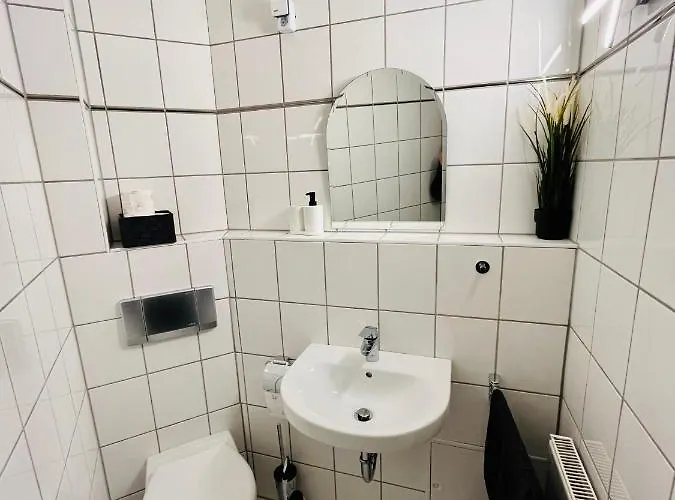 Chorzimmer- Ambiente Am Fusse Der Burg * Holzhausen (Ilm-Kreis)