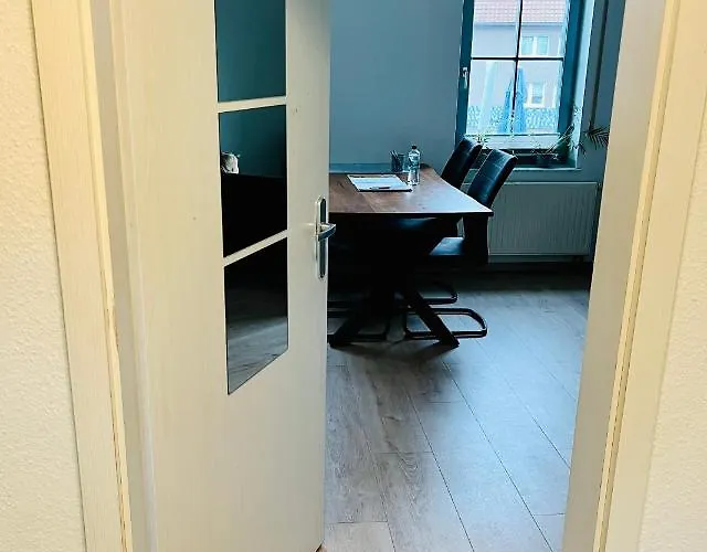 Chorzimmer- Ambiente Am Fusse Der Burg Holzhausen (Ilm-Kreis)